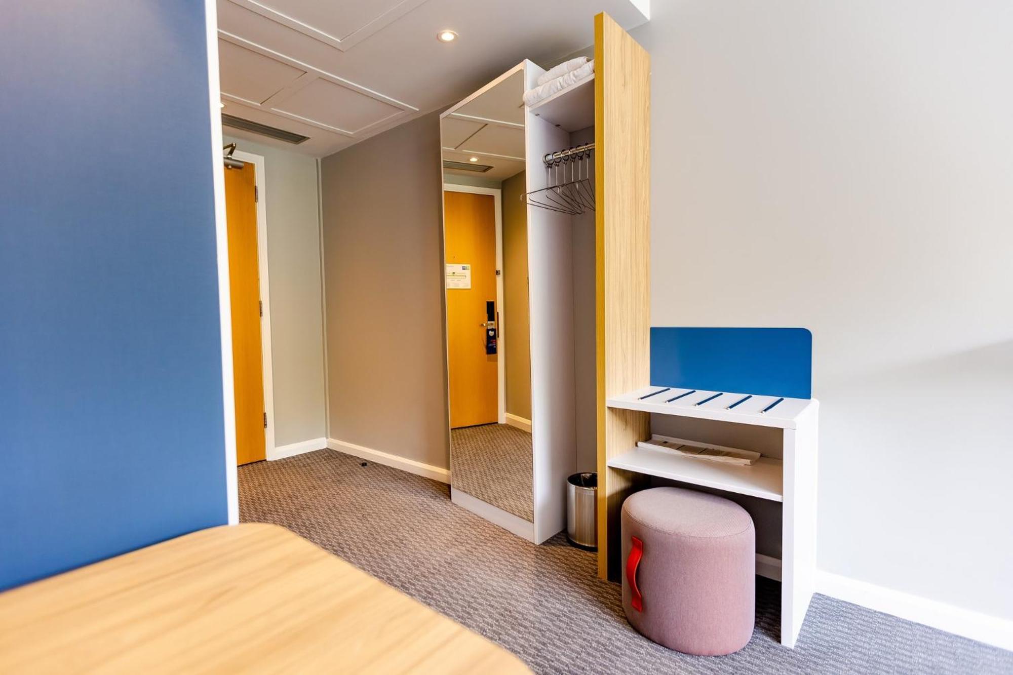 Holiday Inn Express Norwich By Ihg Drayton  Экстерьер фото