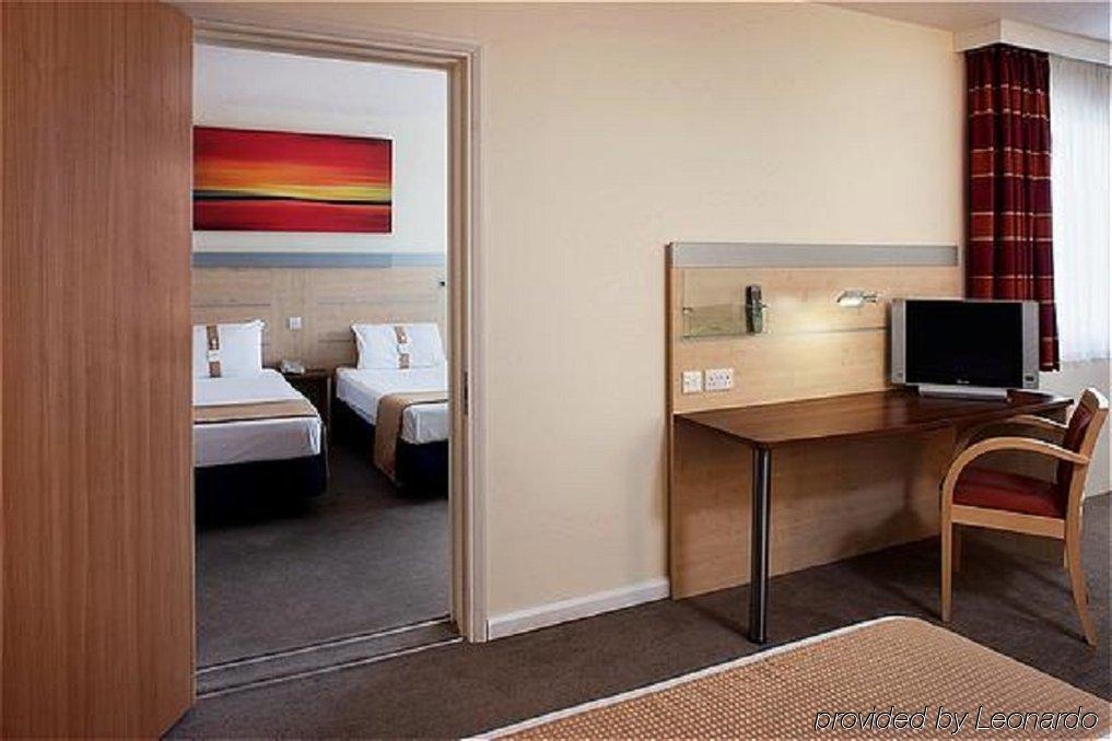 Holiday Inn Express Norwich By Ihg Drayton  Номер фото